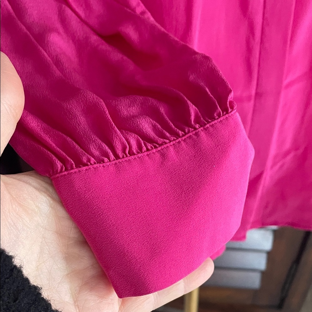 Babaton Aritzia Finta Women's Hot Pink Blouse Shirt XS - Picture 5 of 11